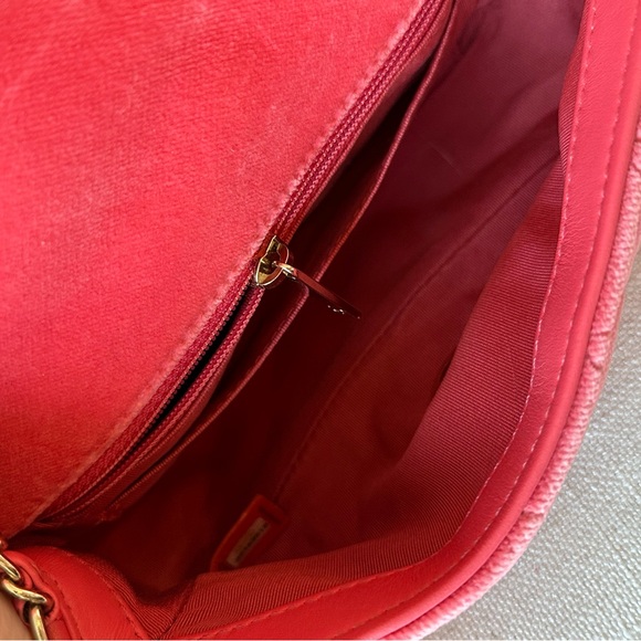 SOLD - CHANEL Pink Velvet Mini Rectangular Flap Bag Diamond Coco Crush Flap Bag - Picture 6 of 11
